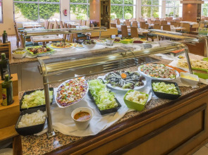 Hotel GHT Oasis Tossa & Spa