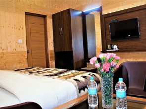 Resort Extreme Village Cottages Chail