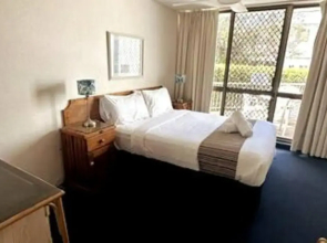 2 Bedroom Private Unit - Alexandria Apartments