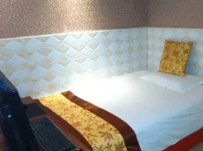 Yichang Longfeng Inn