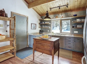 Lodge At Boreas Pass 4 Bedroom Home by RedAwning
