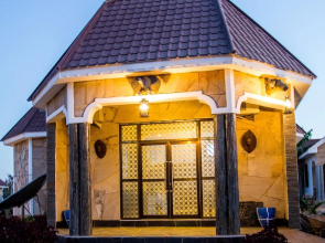 Asmorein Hotel