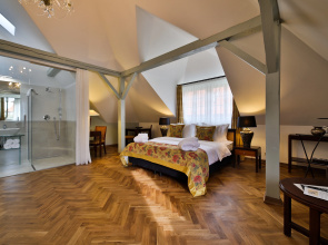 Appia Hotel Residences