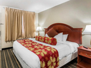 Rodeway Inn & Suites