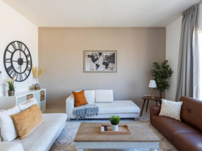 Homely 2BR Apt in Dubai South