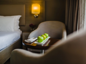 Napa Plaza Hotel - Adults Only