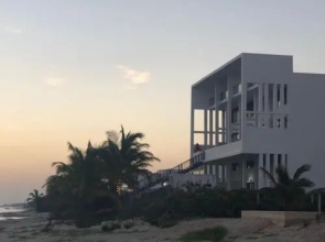 Beachfront Villa Solarium Garden House 1
