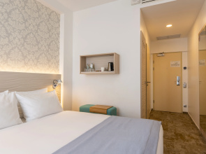 Metropol Hotel