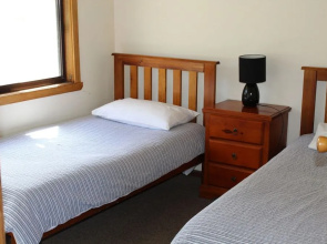 12 Apostles Cottages