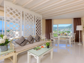 Andaman Embrace Patong