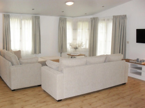 Well Kept Chalet With Dishwasher, Near Maastricht