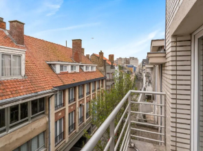 Retro Woning Te Centrum Oostende, 5min Van de Kust