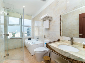 Nhat Minh Hotel and Apartment