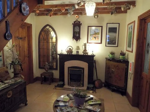 Woodpeckers Bed & Breakfast