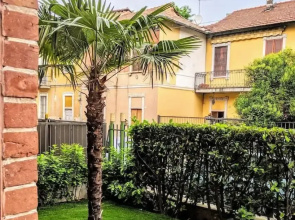 Monza Apartments