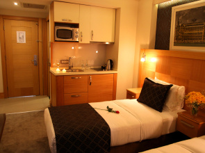 Emerald Hotel