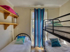 Cockatoo Cabin
