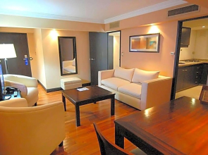 Premium Tower Suites