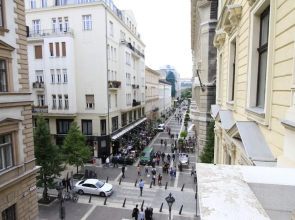 Count Zrinyi Basilica Residence