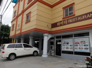 OYO 700 Pj Inn Hotel