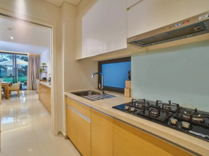 The Point Villas Resort by Danatrip