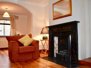 Traditional 2 Bedroom House in Dublin City Centre