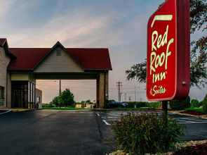 Red Roof Inn and Suites Middletown - Franklin