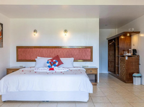 Blue Star Dive & Resort