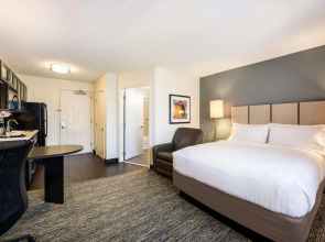 Sonesta Simply Suites Las Vegas Convention Center