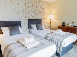 Inn at Port nan Gael