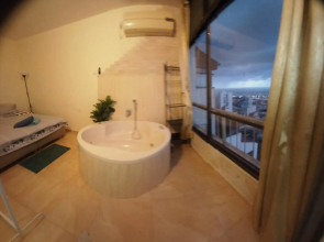 Yefe Nof 3 room flat