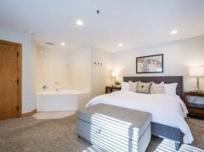 Brighton Chalet