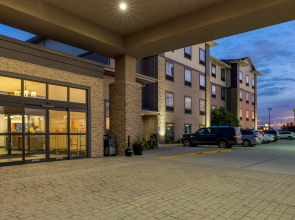 Best Western Plus North Platte Inn & Suites