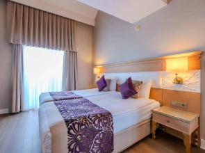 Villa Side Residence