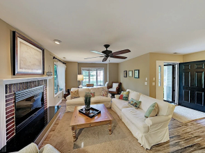 Salt Pond Golf W/ Pools & Designer Style 3 Bedroom Home
