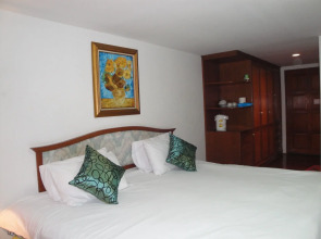 Interchange Tower Serviced Apartment