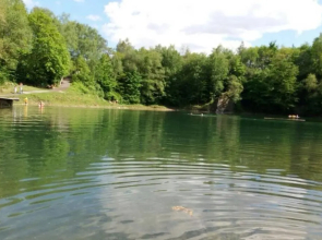 Schicke Ferienwohnung am Badesee bei Kassel
