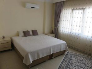 Spacious suite close to the beach