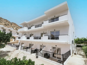 Eleaterra Hotel