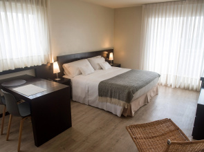 27 Suites Apart Hotel
