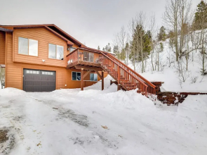 13 Mi to Winter Park: Mtn-view Granby Cabin