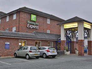 Holiday Inn Express Lichfield by IHG
