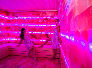 Royal Stay Palace Hotel