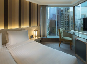 The Royal Pacific Hotel & Towers