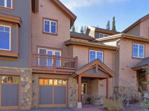 Settlers Creek Townhomes