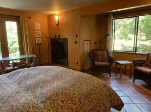 Salt Spring Carriage House B&B