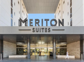 Meriton Suites Broadbeach, Gold Coast