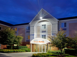 Sonesta Simply Suites Chicago Waukegan