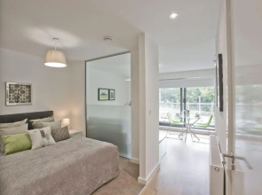 LUXURY STUDIO Apartment in Stoneywood, Aberdeen