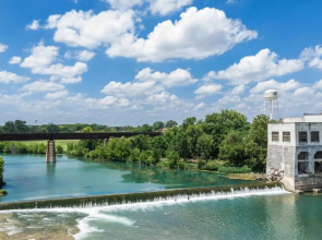 OT 3515a Texas Yurt Haus Armadillo